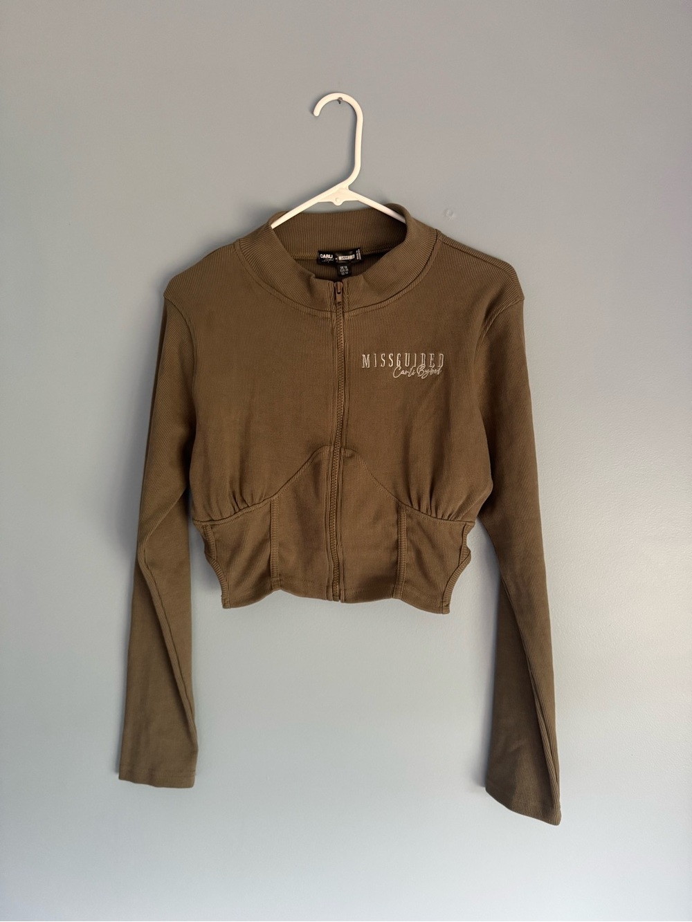 Carli Bybel Missguided ribbed zip-up cropped top L/XL